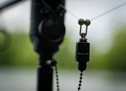 Skills Bite Indicator Chain Hanger -Exporteren Vislijnen Gereedschap Winkel Skills Bite Indicator Dumbell Hanger 2